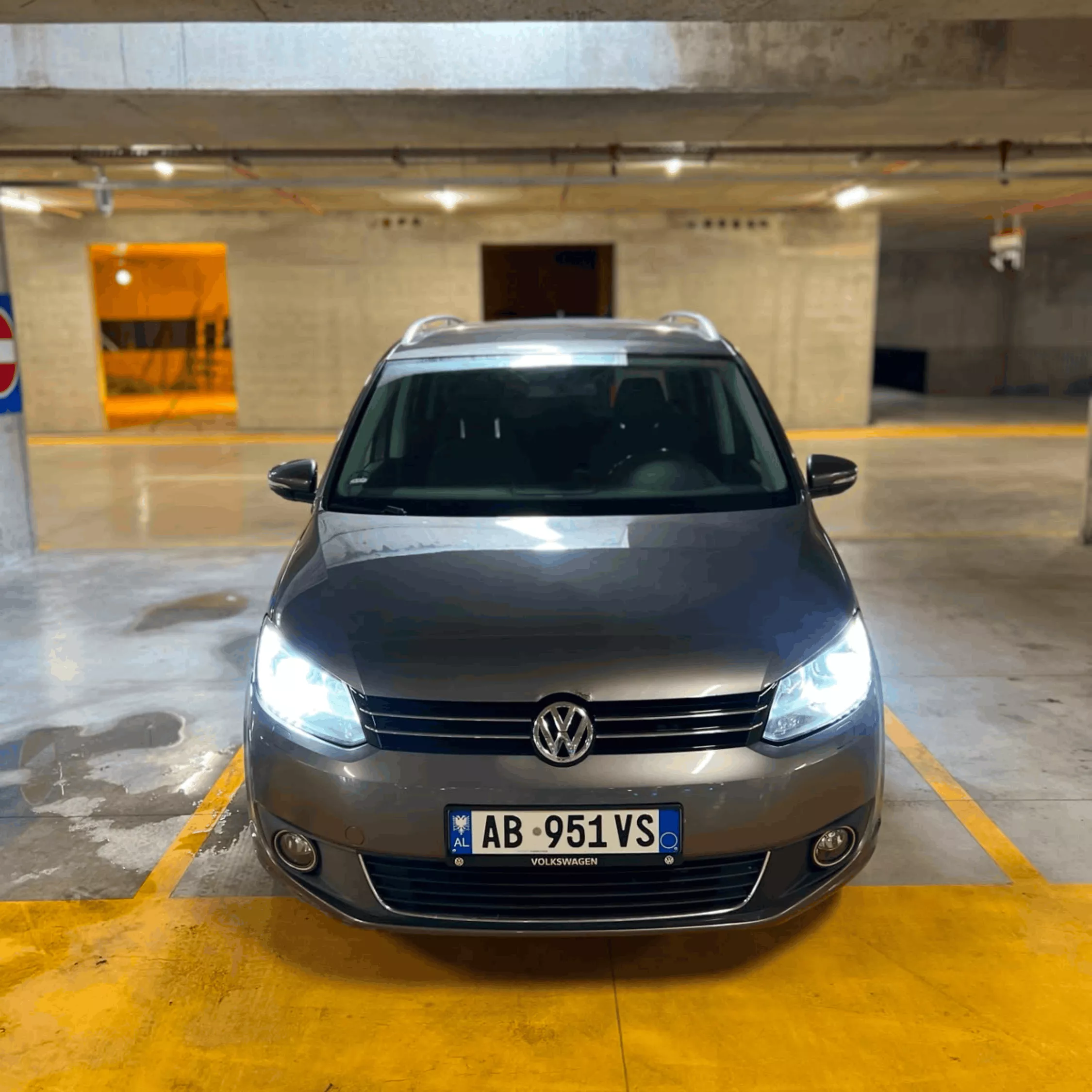 rental albania car rental in tirana albania touran 2011 (1)